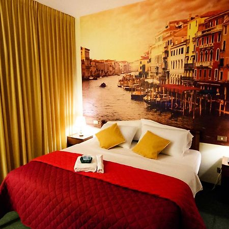 Hotel Palombella & Restaurant Frosinone Eksteriør bilde