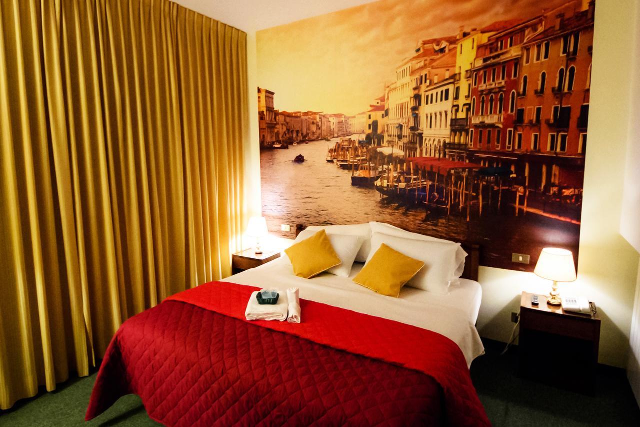 Hotel Palombella & Restaurant Frosinone Eksteriør bilde